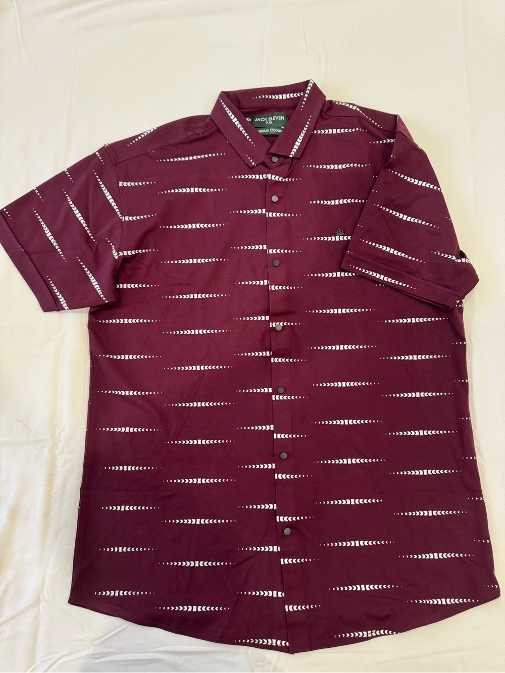 Maroon Short-Sleeve Button-Down Shirt soft and smooth
